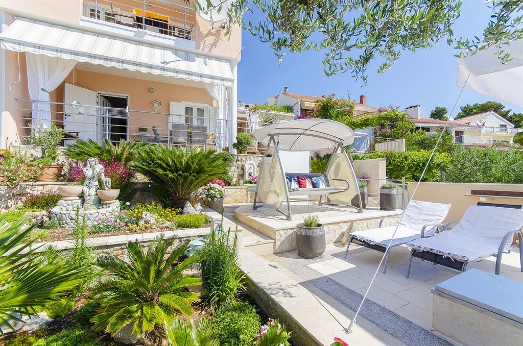 Apartments Nives Trogir Buitenkant foto