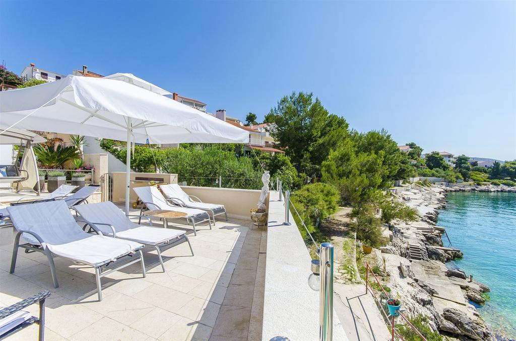 Apartments Nives Trogir Buitenkant foto