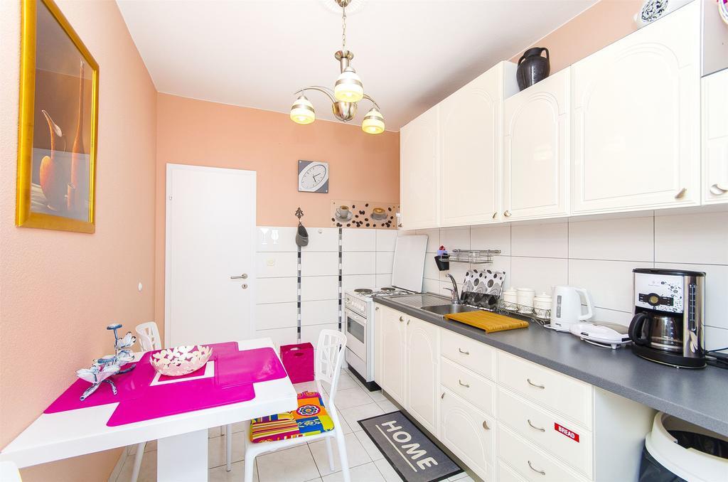 Apartments Nives Trogir Buitenkant foto
