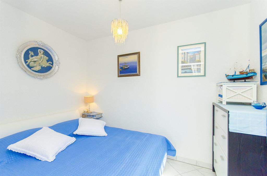 Apartments Nives Trogir Buitenkant foto