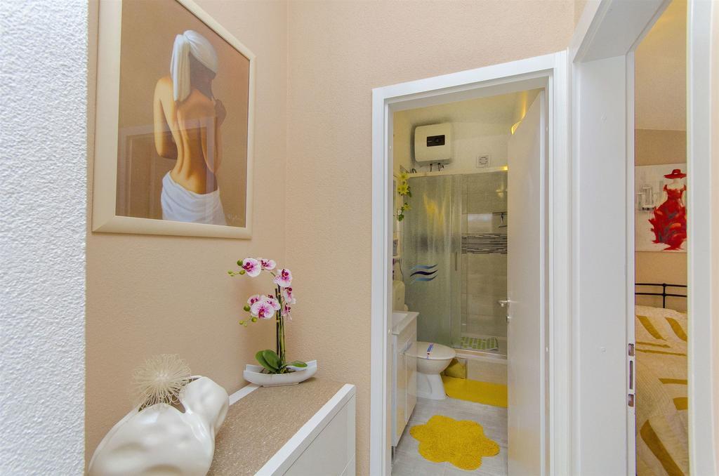 Apartments Nives Trogir Buitenkant foto